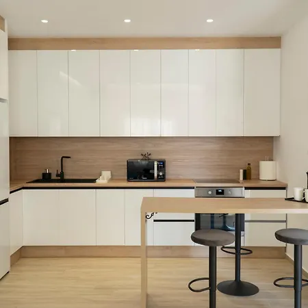Mateo Apartment